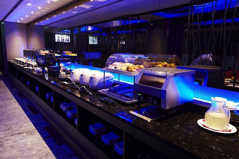 The Tango Hotel Taipei Changan Bagian luar foto